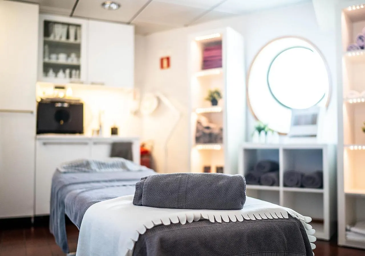 Viking Line Ferry Gabriella - 2-Night Cruise Stockholm-Helsinki-Stockholm Hotel